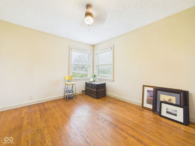 1017 Dresser Drive, Anderson, IN 46011