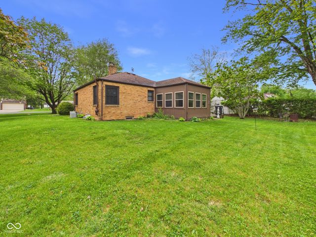 1017 Dresser Drive, Anderson, IN 46011