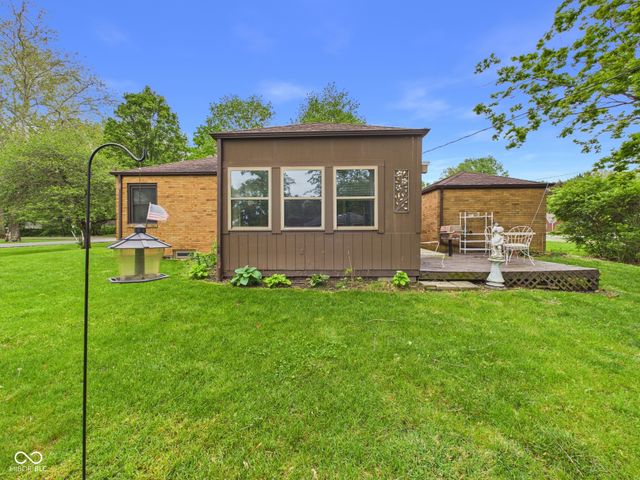 1017 Dresser Drive, Anderson, IN 46011