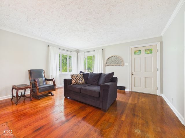 1017 Dresser Drive, Anderson, IN 46011