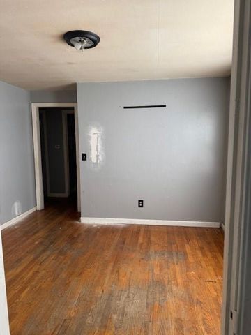 5216 Marsh Avenue, Kansas City, MO 64129