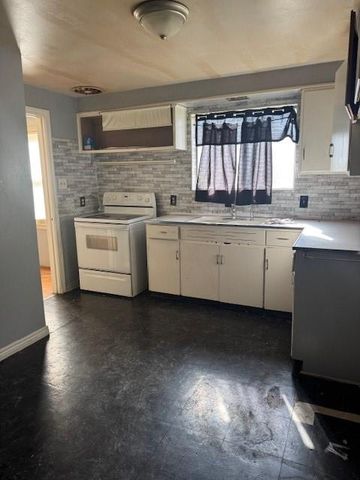 5216 Marsh Avenue, Kansas City, MO 64129