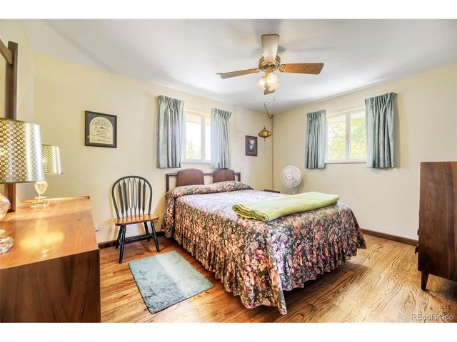 8653 W Hawaii Dr, Lakewood, CO 80232