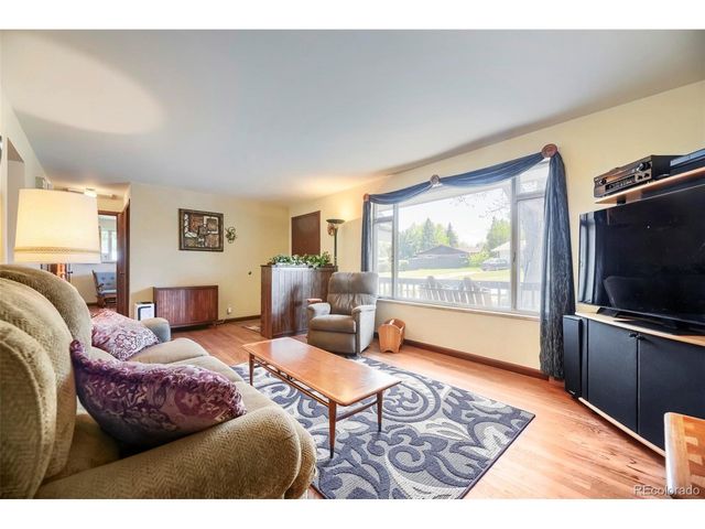 8653 W Hawaii Dr, Lakewood, CO 80232