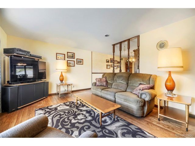 8653 W Hawaii Dr, Lakewood, CO 80232