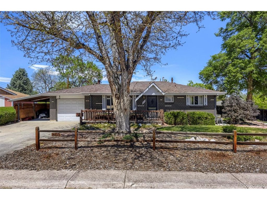 8653 W Hawaii Dr, Lakewood, CO 80232
