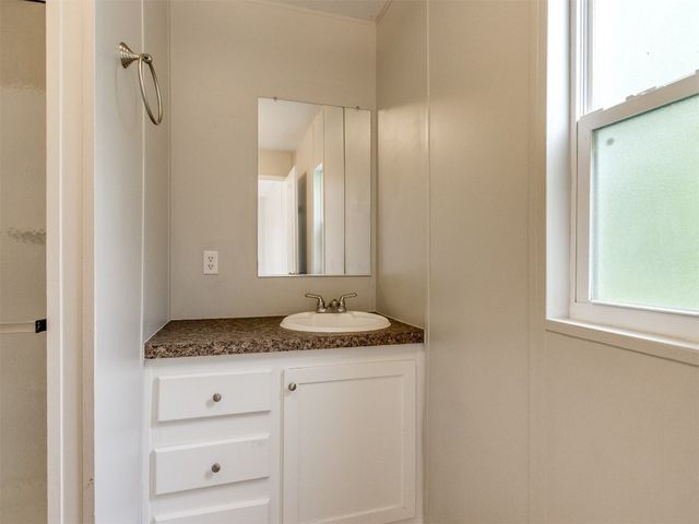 12300 N Peebly Road, Jones, OK 73049