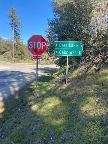 53589 Chipo Poyah, North Fork, CA 93643