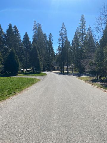 53589 Chipo Poyah, North Fork, CA 93643