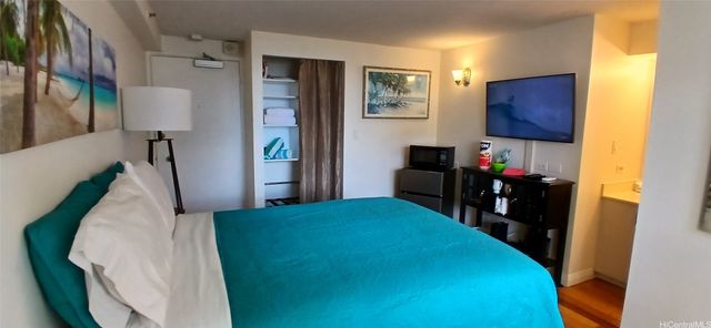2450 Prince Edward Street 1010A, Honolulu, HI 96815