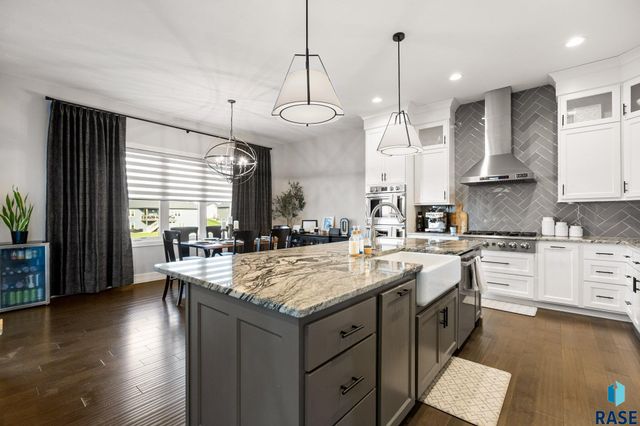 607 S Torrey Pine Ln Lane, Sioux Falls, SD 57110