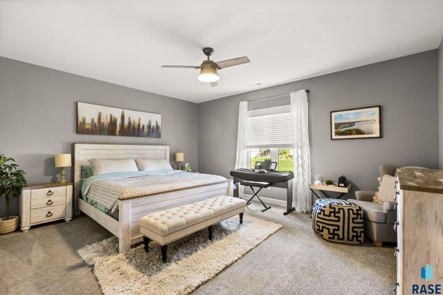 607 S Torrey Pine Ln Lane, Sioux Falls, SD 57110