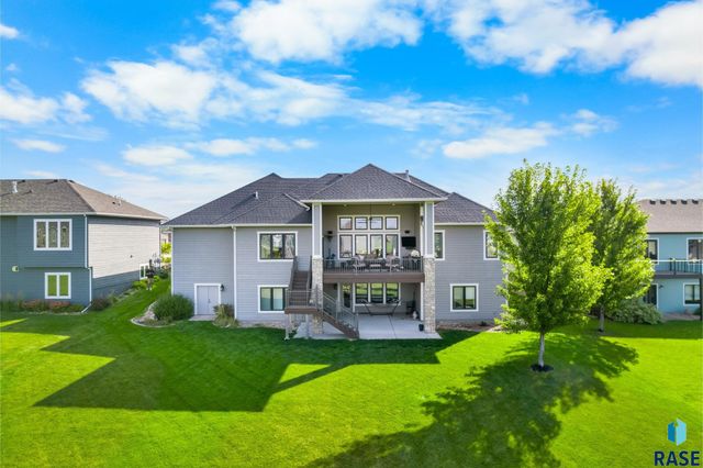 607 S Torrey Pine Ln Lane, Sioux Falls, SD 57110