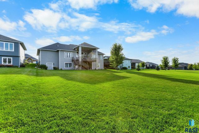 607 S Torrey Pine Ln Lane, Sioux Falls, SD 57110