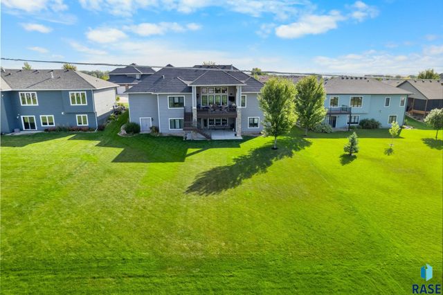 607 S Torrey Pine Ln Lane, Sioux Falls, SD 57110