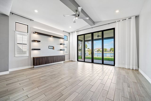 8948 Grand Prix Lane, Boynton Beach, FL 33472