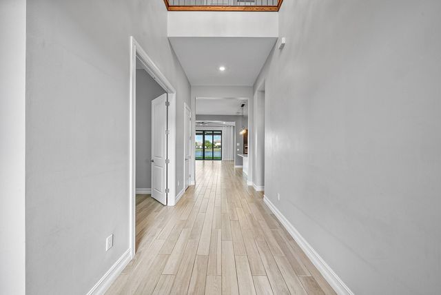 8948 Grand Prix Lane, Boynton Beach, FL 33472