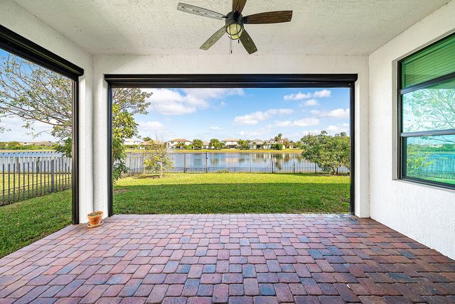 8948 Grand Prix Lane, Boynton Beach, FL 33472