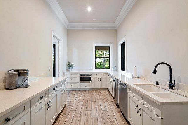 8948 Grand Prix Lane, Boynton Beach, FL 33472