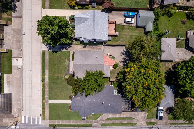 1208 S Columbia Avenue, Tulsa, OK 74104