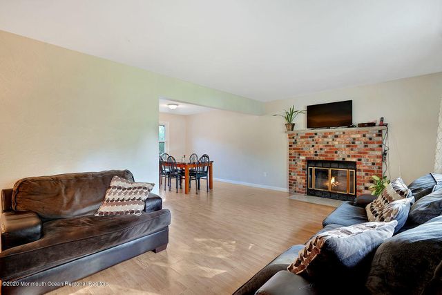 95 S Hope Chapel Road, Jackson, NJ 08527