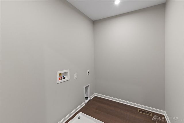 2379 Forest Oaks Drive, Beavercreek, OH 45431