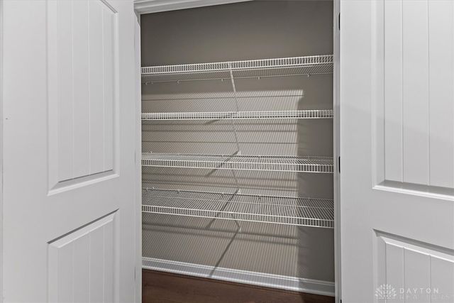 2379 Forest Oaks Drive, Beavercreek, OH 45431