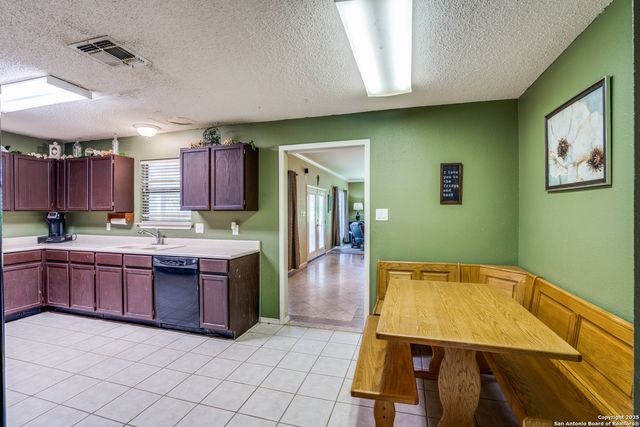 1658 Possum, San Antonio, TX 78232