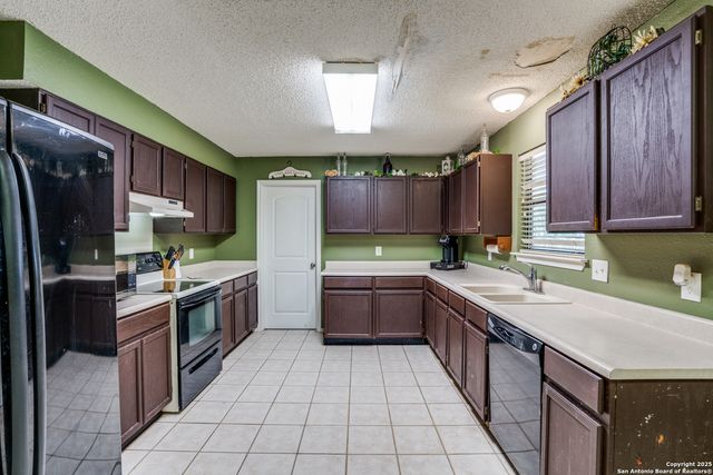 1658 Possum, San Antonio, TX 78232