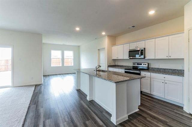 1809 Sandlin Drive, Forney, TX 75126