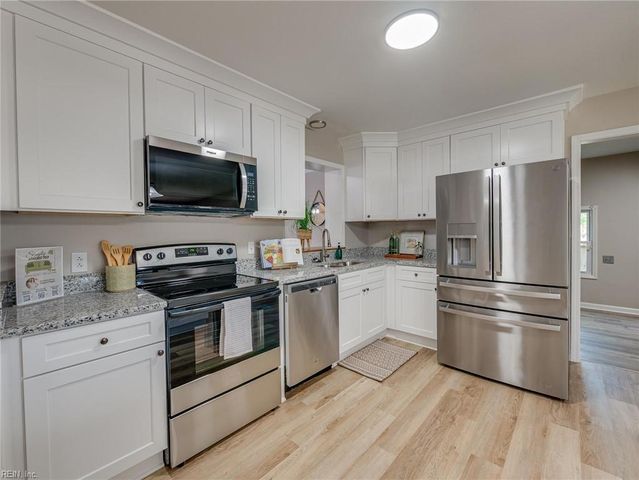 79 Tide Mill LN, Hampton, VA 23666