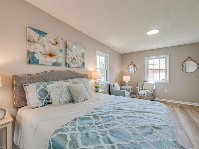 79 Tide Mill LN, Hampton, VA 23666