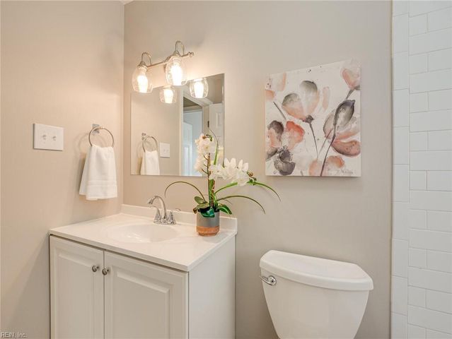 79 Tide Mill LN, Hampton, VA 23666
