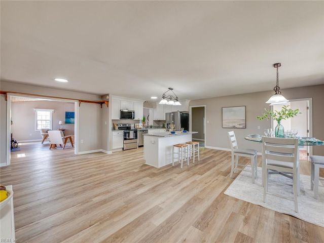 79 Tide Mill LN, Hampton, VA 23666