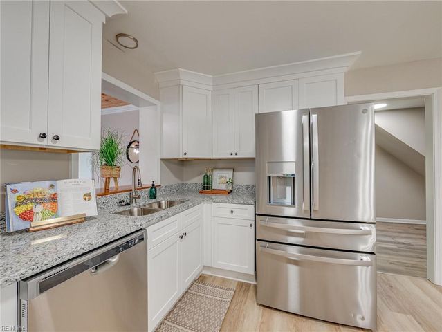 79 Tide Mill LN, Hampton, VA 23666