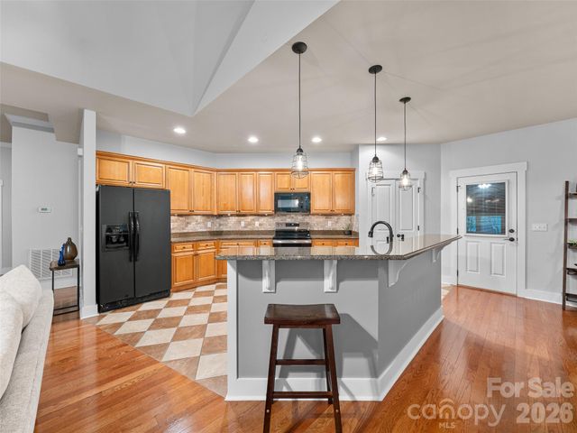 6 Oak Springs Drive, Arden, NC 28704