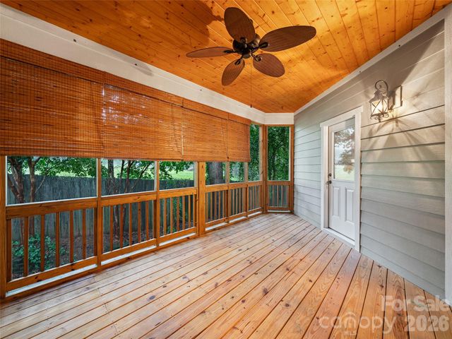 6 Oak Springs Drive, Arden, NC 28704