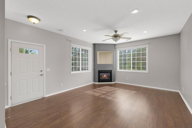 14211 Avalon Path 503, Rosemount, MN 55068