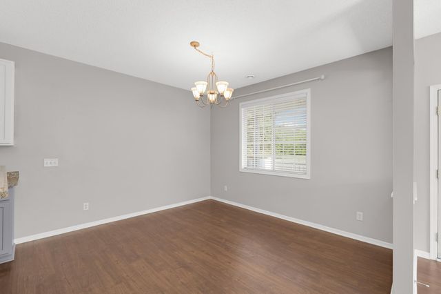 14211 Avalon Path 503, Rosemount, MN 55068