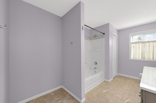 14211 Avalon Path 503, Rosemount, MN 55068