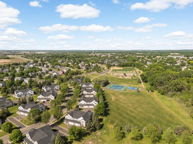 14211 Avalon Path 503, Rosemount, MN 55068