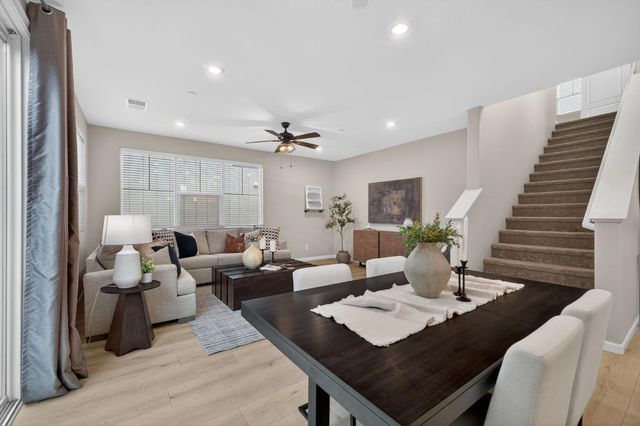 3225 Sunny Gate Ln, Folsom, CA 95630