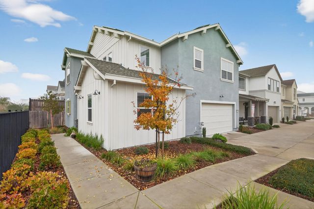 3225 Sunny Gate Ln, Folsom, CA 95630