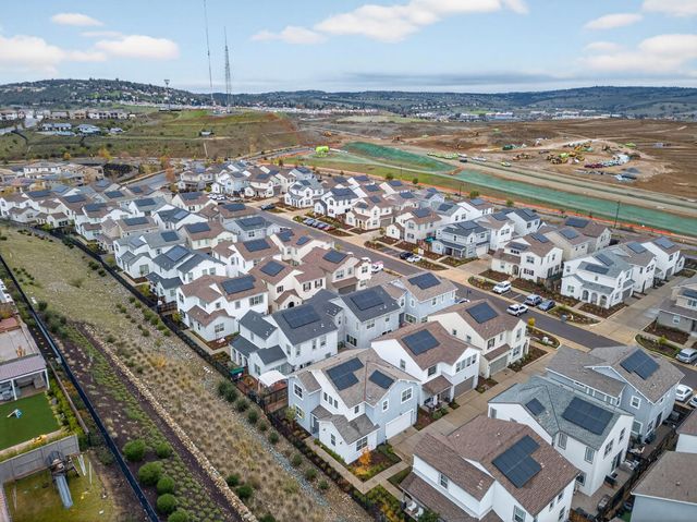 3225 Sunny Gate Ln, Folsom, CA 95630