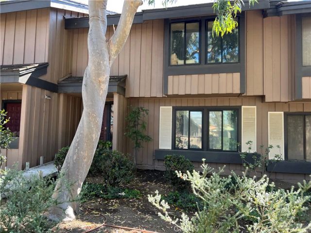 9731 Reseda, Northridge, CA 91324