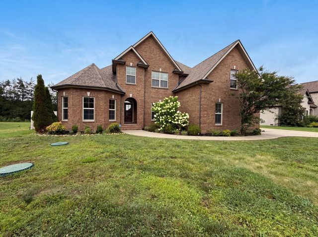 1423 Rhonda Dr, Christiana, TN 37037