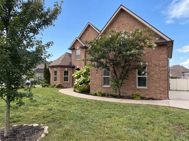 1423 Rhonda Dr, Christiana, TN 37037