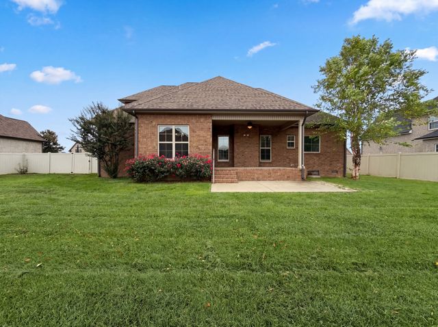 1423 Rhonda Dr, Christiana, TN 37037