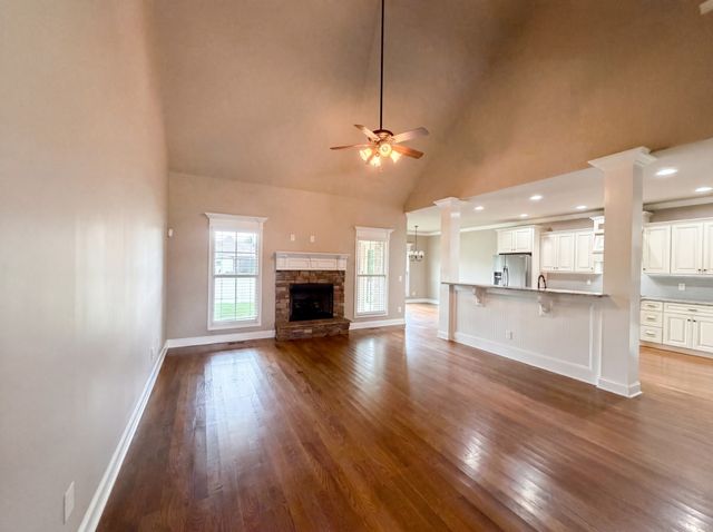 1423 Rhonda Dr, Christiana, TN 37037
