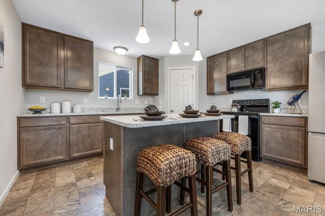 3249 River Breeze Court, St Charles, MO 63301